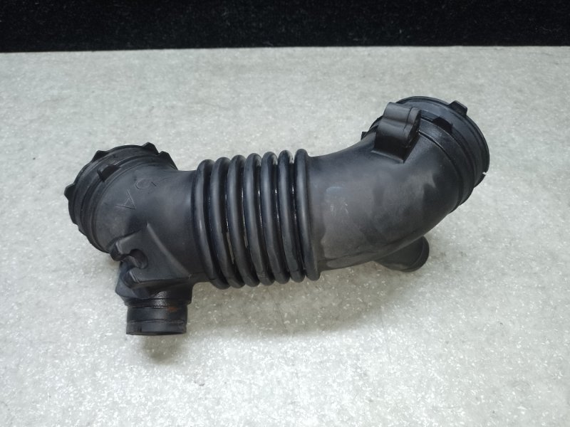 Патрубок воздушного фильтра CAMRY 55 14-17 2014 2.5 2ARFE