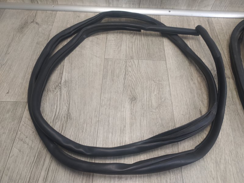 Уплотнитель двери NX 14-21 2014 Внедорожник 2.0T