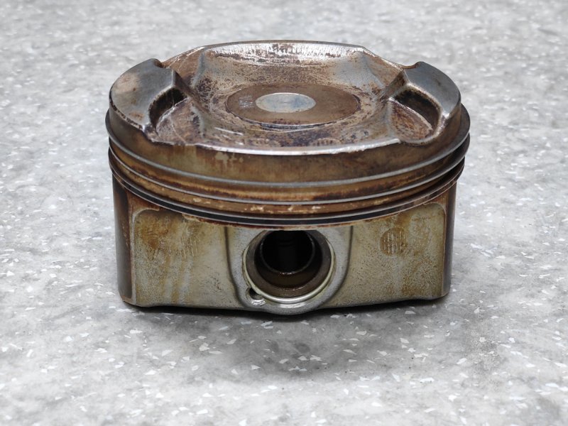 Поршень TOYOTA CAMRY 40 06-11 2010 2.5 2ARFE 13211-0V011-B0 Б/У