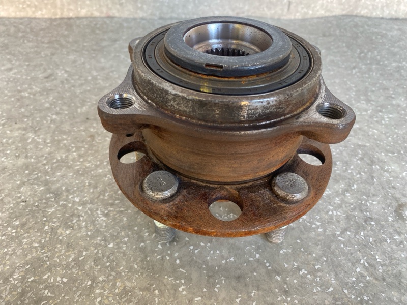 Ступица передняя SORENTO UM 14- 2015 2.4 G4KJ Ступица передняя SORENTO UM 14- 2015 2.4 G4KJ