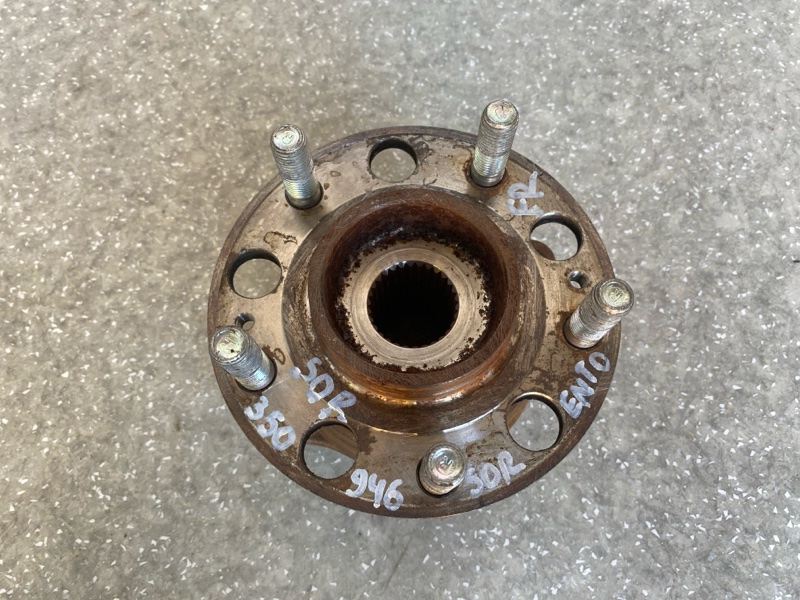 Ступица передняя KIA SORENTO UM 14- 2.4 G4KJ Ступица передняя KIA SORENTO UM 14- 2.4 G4KJ