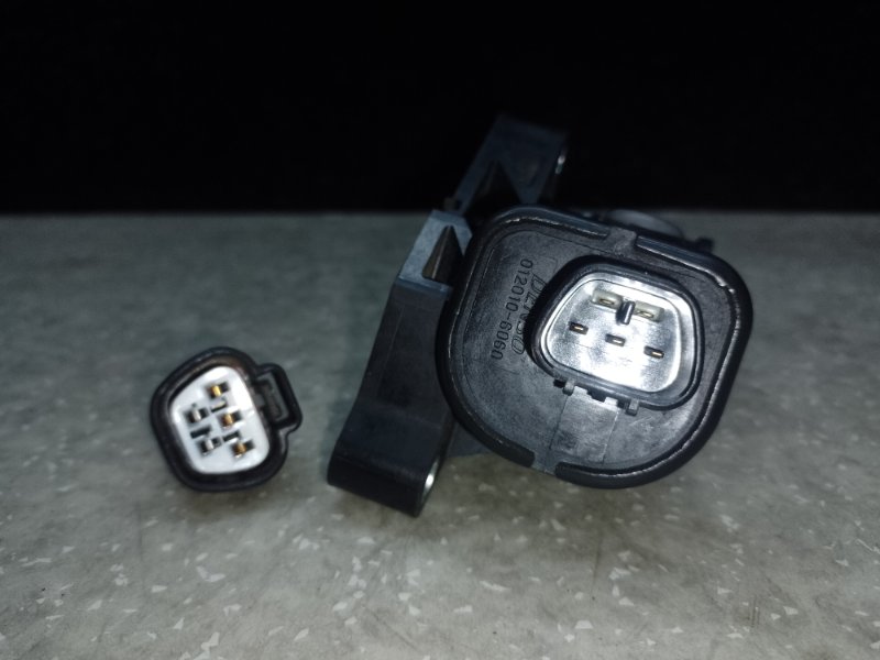 Привод заслонки впускного коллектора TOYOTA CAMRY 55 14-17 2.5 2ARFE