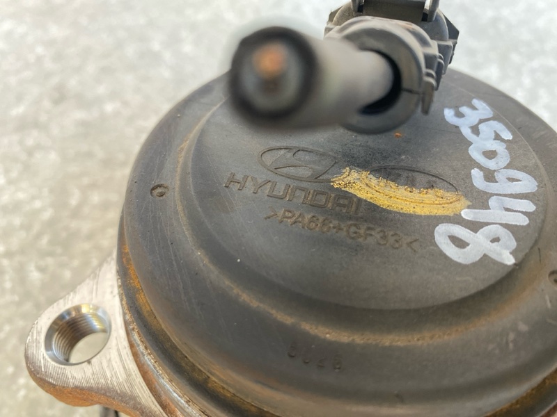 Ступица задняя SORENTO UM 14- 2015 2.4 G4KJ Ступица задняя SORENTO UM 14- 2015 2.4 G4KJ