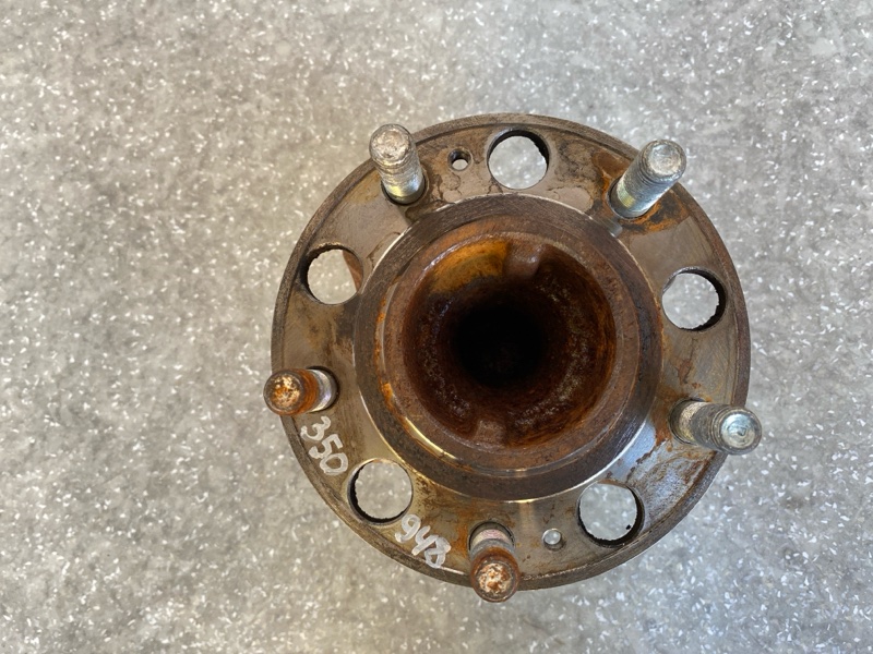 Ступица задняя KIA SORENTO UM 14- 2.4 G4KJ Ступица задняя KIA SORENTO UM 14- 2.4 G4KJ