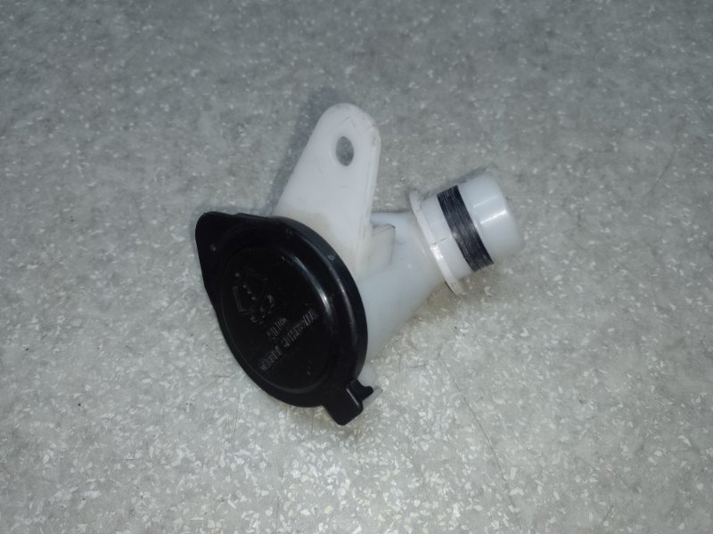 Горловина бачка стеклоомывателя CAMRY 70 17- 2019 2.5 A25AFKS