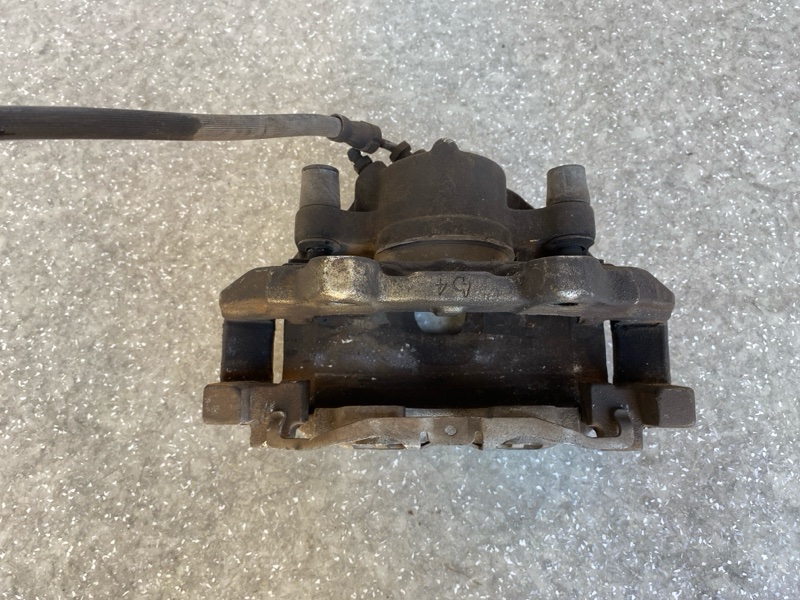 Суппорт тормозной передний левый FORD FOCUS 10-18 C20HDTX 2.0L EcoBoost