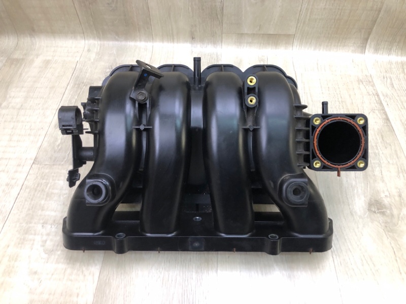 Запчасть коллектор впускной SUZUKI SX4 06-13 2009 J20A 13110-80J00 Б/У Коллектор впускной SUZUKI SX4 06-13 2009 J20A 13110-80J00 Б/У