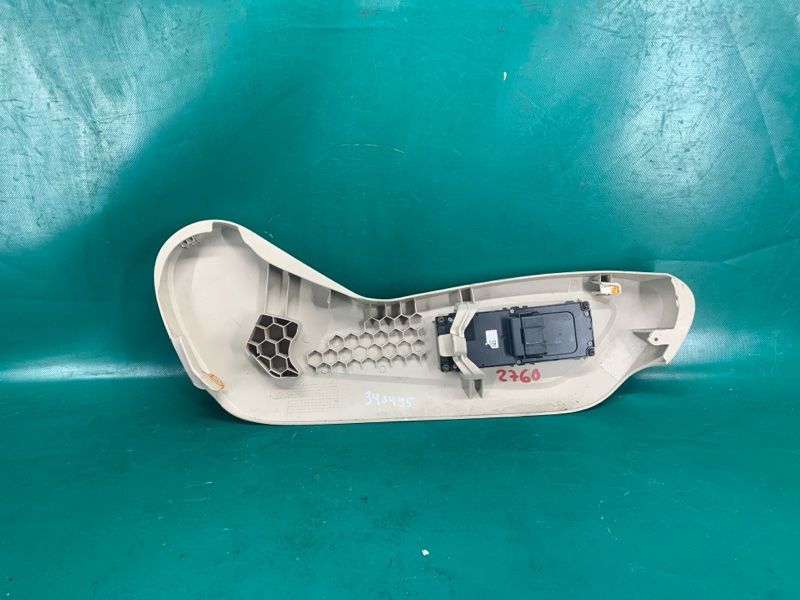 Накладка сиденья передняя левая MKX 16-18 2016 3.7 C37PDED Накладка сиденья передняя левая MKX 16-18 2016 3.7 C37PDED