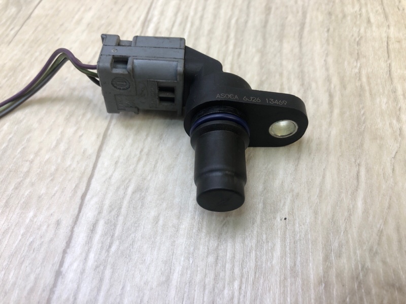 Датчик положения распредвала FORD FOCUS 10-18 2.0 C20HDEX