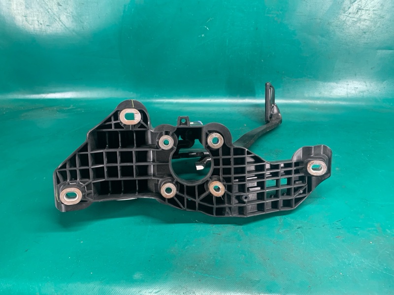 Педаль тормоза MKX 16-18 2016 3.7 C37PDED Педаль тормоза MKX 16-18 2016 3.7 C37PDED