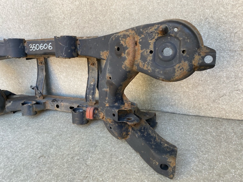 Балка задней подвески ESCAPE 12-19 2014 T20HDTX