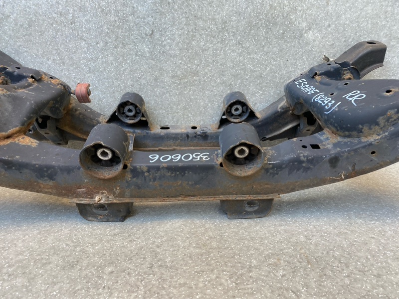 Балка задней подвески ESCAPE 12-19 2014 T20HDTX