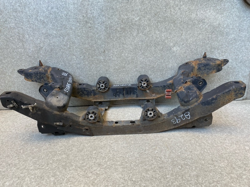 Балка задней подвески ESCAPE 12-19 2014 T20HDTX