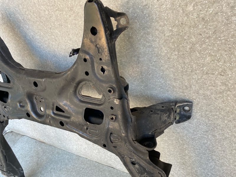 Балка передней подвески CIVIC FC/FK 15- 2019 2.0L 4