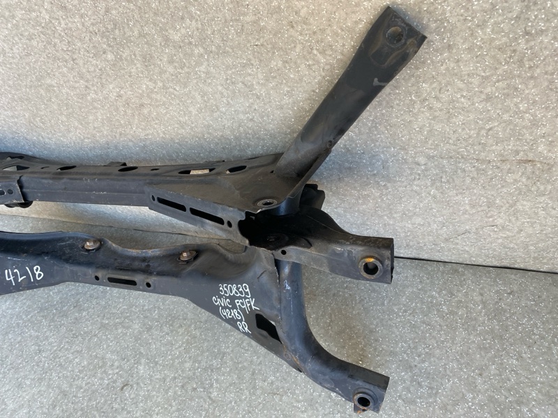 Балка задней подвески HONDA CIVIC FC/FK 15- 2.0L 4