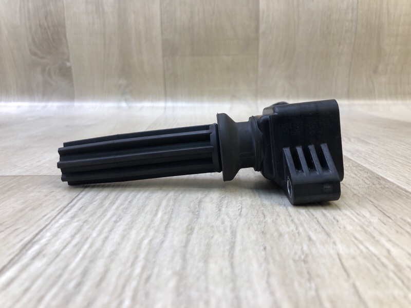 Катушка зажигания FORD FOCUS 10-18 2.0 C20HDEX