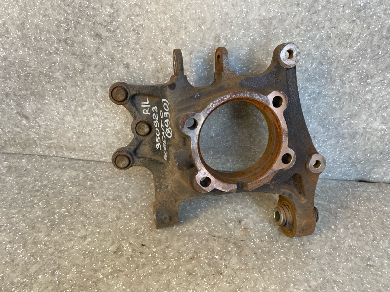 Запчасть цапфа левая KIA SORENTO UM 14- 2015 2.4 G4KJ 52710-C5000 Б/У Цапфа левая KIA SORENTO UM 14- 2015 2.4 G4KJ 52710-C5000 Б/У