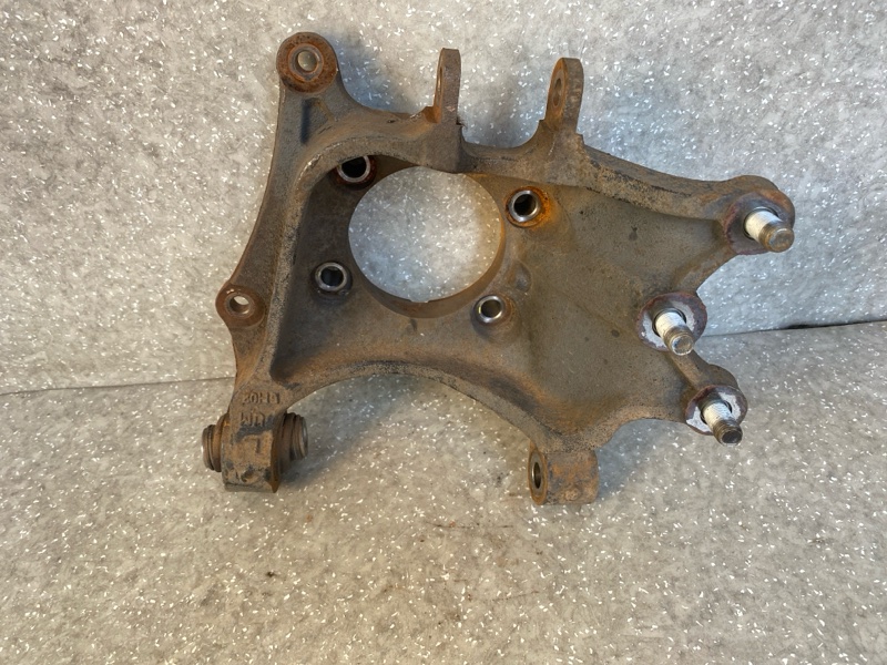 Цапфа левая SORENTO UM 14- 2015 2.4 G4KJ Цапфа левая SORENTO UM 14- 2015 2.4 G4KJ