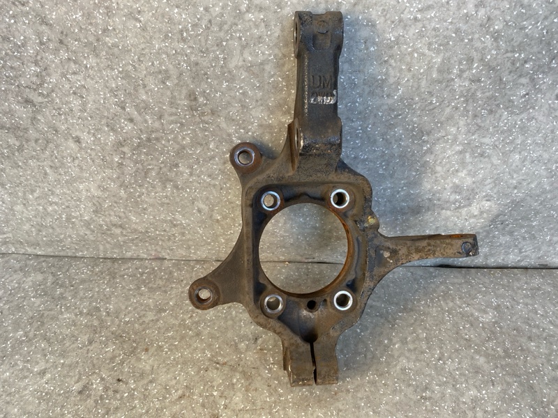 Кулак поворотный правый SORENTO UM 14- 2015 2.4 G4KJ