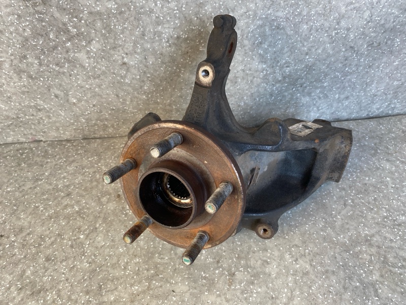 Кулак поворотный правый FOCUS 10-18 2016 C20HDTX 2.0L EcoBoost