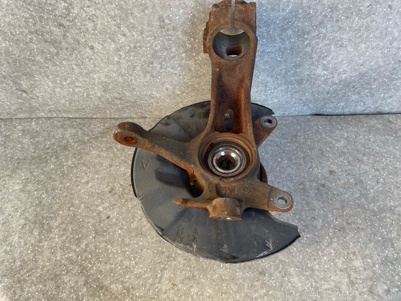 Кулак поворотный левый HONDA CIVIC FC/FK 15- 2019 2.0L 4 51216-TBA-A03 Б/У