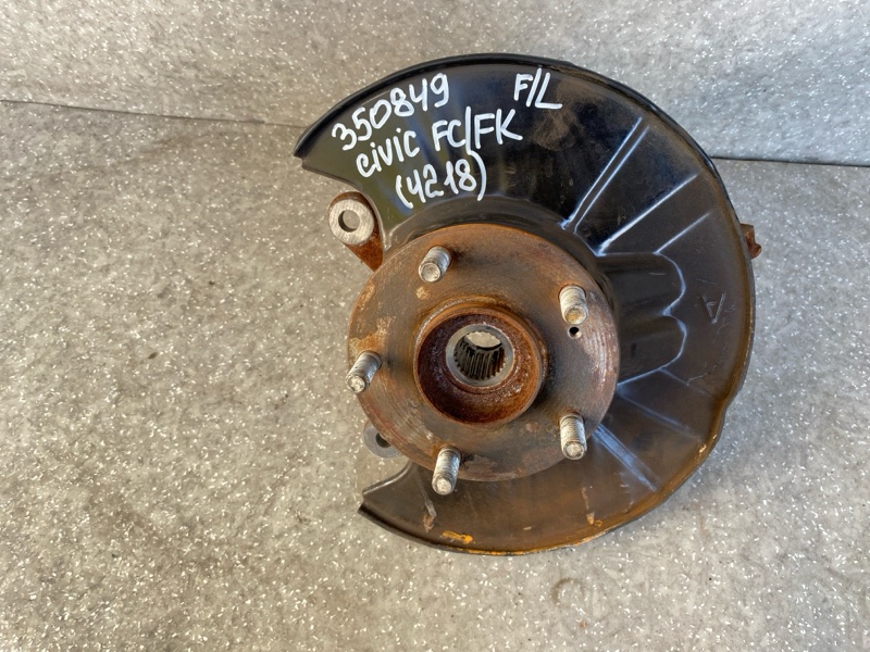 Кулак поворотный левый CIVIC FC/FK 15- 2019 2.0L 4