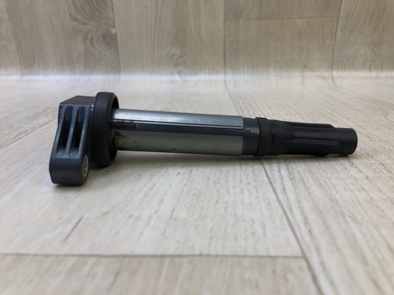 Катушка зажигания VENZA 09-16 2013 3.5 2GR-FE Катушка зажигания VENZA 09-16 2013 3.5 2GR-FE