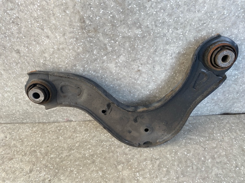 Рычаг задней подвески поперечный верхний CIVIC FC/FK 15- 2019 2.0L 4