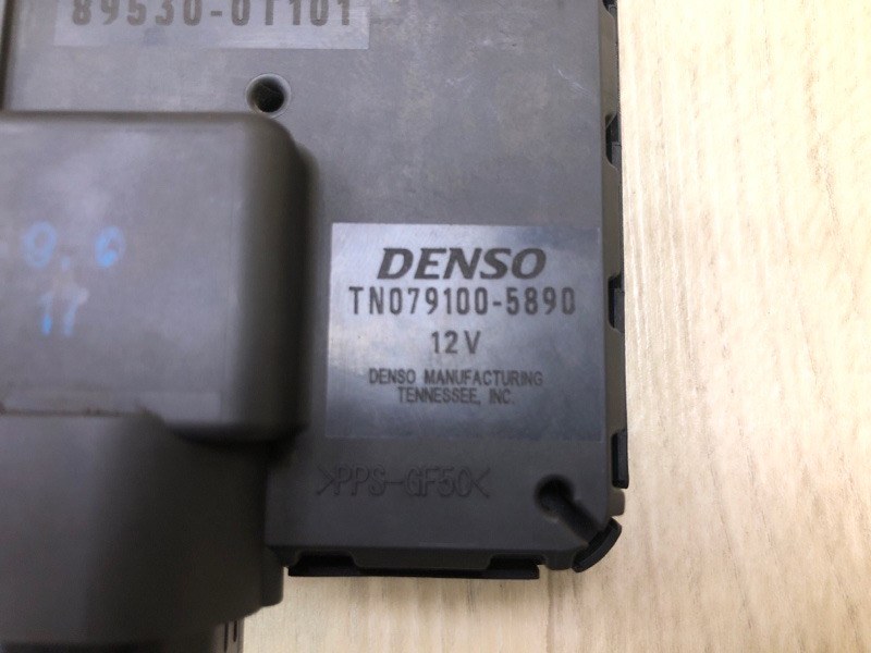 Блок управления АКПП VENZA 09-16 2013 3.5 2GR-FE