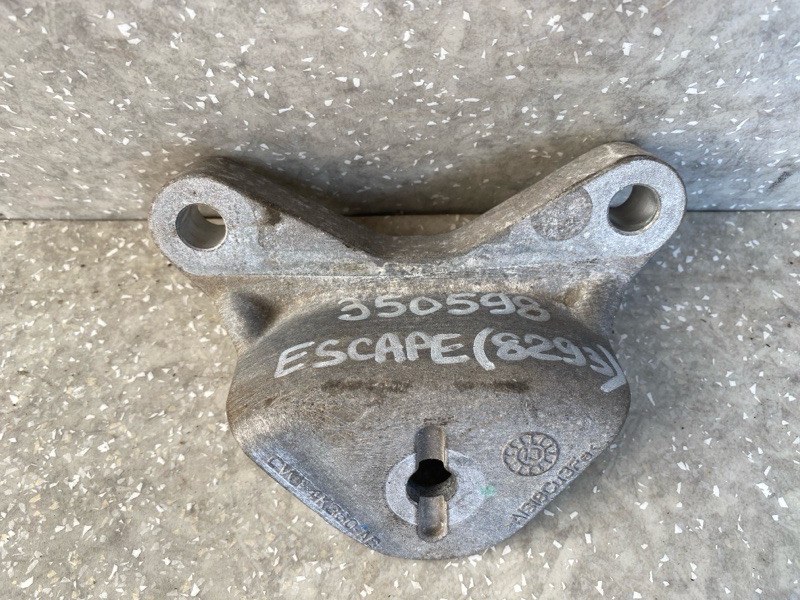 Кронштейн редуктора задний FORD ESCAPE 12-19 2014 T20HDTX CV6Z-4K360-A Б/У