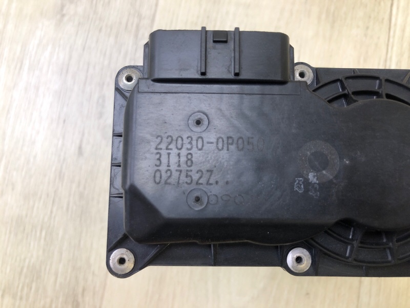 Дроссельная заслонка VENZA 09-16 2013 3.5 2GR-FE