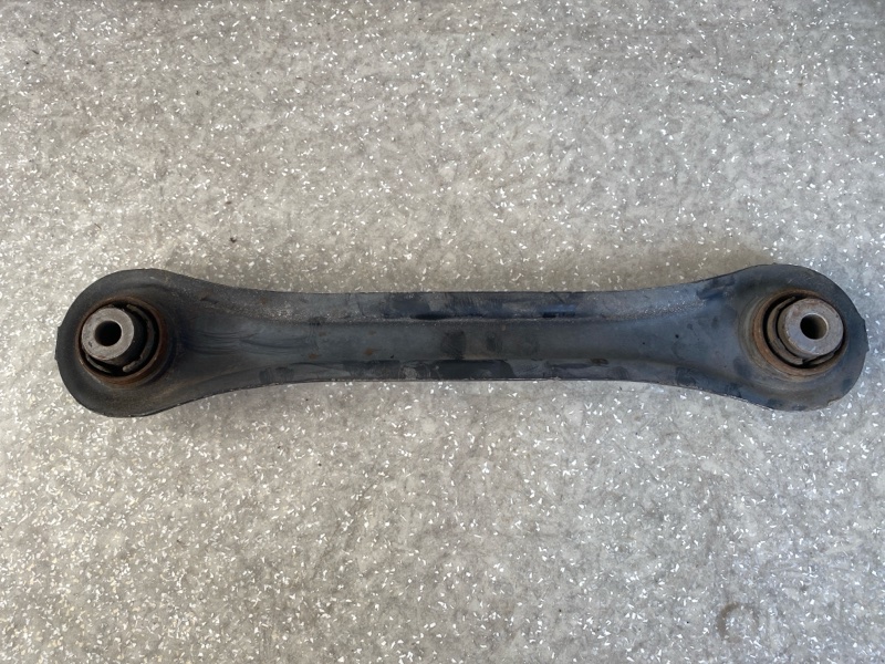 Рычаг задней подвески поперечный нижний CIVIC FC/FK 15- 2019 2.0L 4