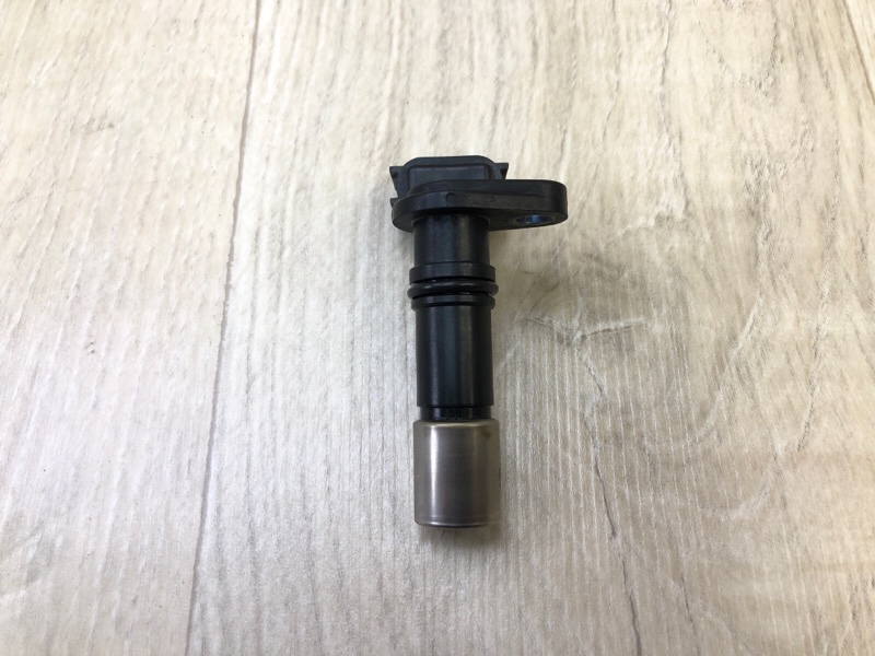 Датчик положения коленвала TOYOTA VENZA 09-16 3.5 2GR-FE