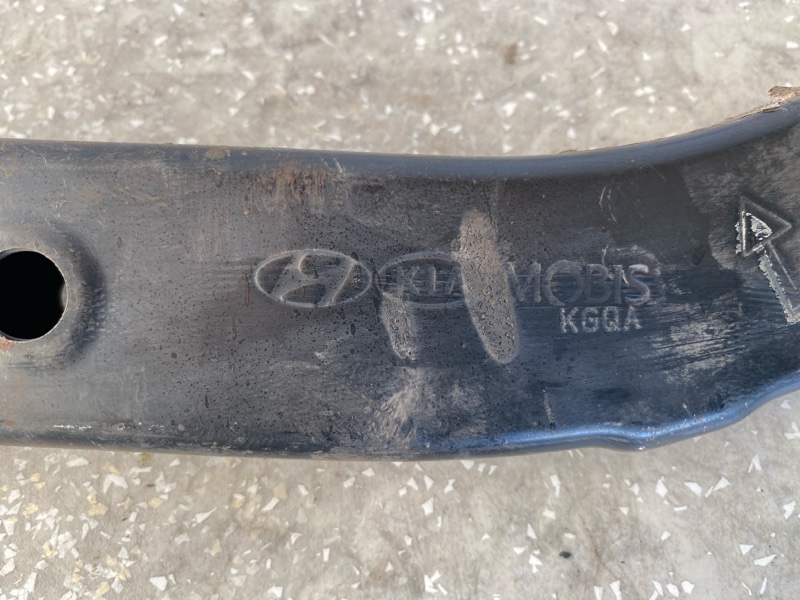 Рычаг задней подвески поперечный верхний KIA SORENTO UM 14- 2.4 G4KJ