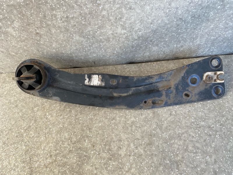 Рычаг задней подвески продольный правый FOCUS 10-18 2016 C20HDTX 2.0L EcoBoost