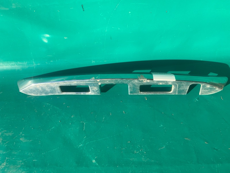 Панель подсветки номера RX350/450 09-15 2011 2GR-FXE 3.5L