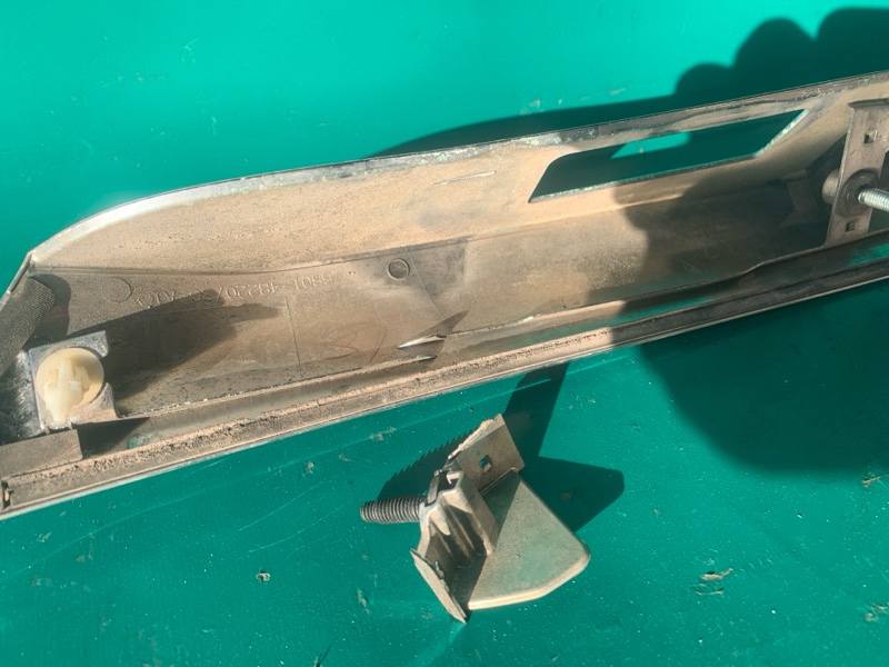 Панель подсветки номера RX350/450 09-15 2011 2GR-FXE 3.5L