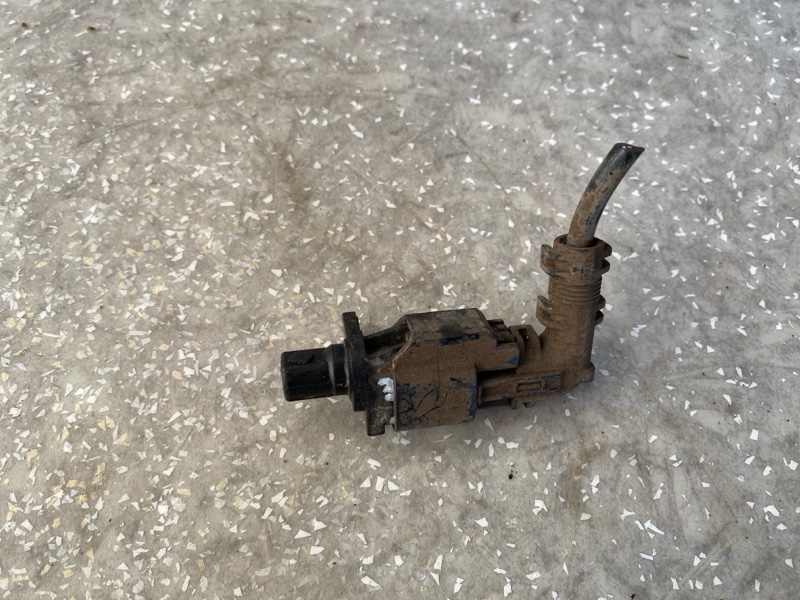 Запчасть датчик abs задний FORD FOCUS 10-18 2016 C20HDTX 2.0L EcoBoost HV6Z-2C190-A Б/У Датчик ABS задний FORD FOCUS 10-18 2016 C20HDTX 2.0L EcoBoost HV6Z-2C190-A Б/У