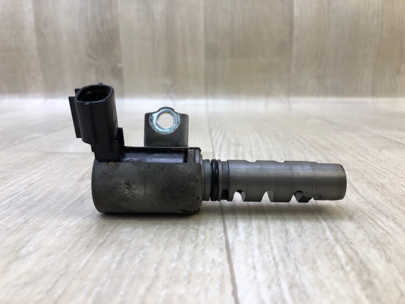 Клапан изменения фаз ГРМ VENZA 09-16 2013 3.5 2GR-FE