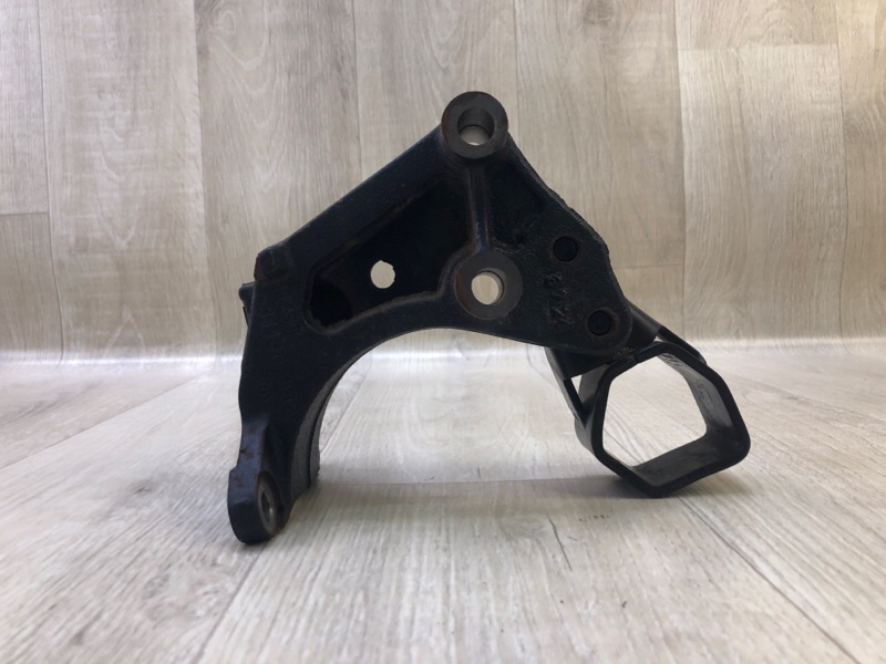 Кронштейн двигателя задний VENZA 09-16 2013 3.5 2GR-FE