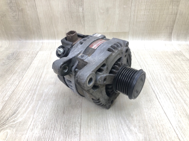 Запчасть генератор TOYOTA VENZA 09-16 2013 3.5 2GR-FE 27060-0P151 Б/У Генератор TOYOTA VENZA 09-16 2013 3.5 2GR-FE 27060-0P151 Б/У