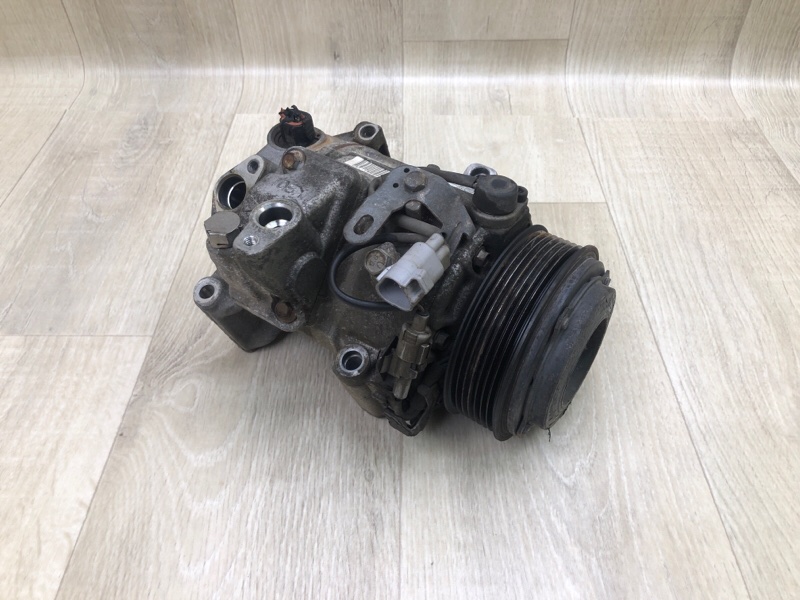Компрессор кондиционера TOYOTA VENZA 09-16 2013 3.5 2GR-FE 88320-0T010 Б/У