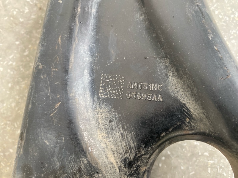 Рычаг передней подвески нижний правый HONDA CIVIC FC/FK 15- 2.0L 4