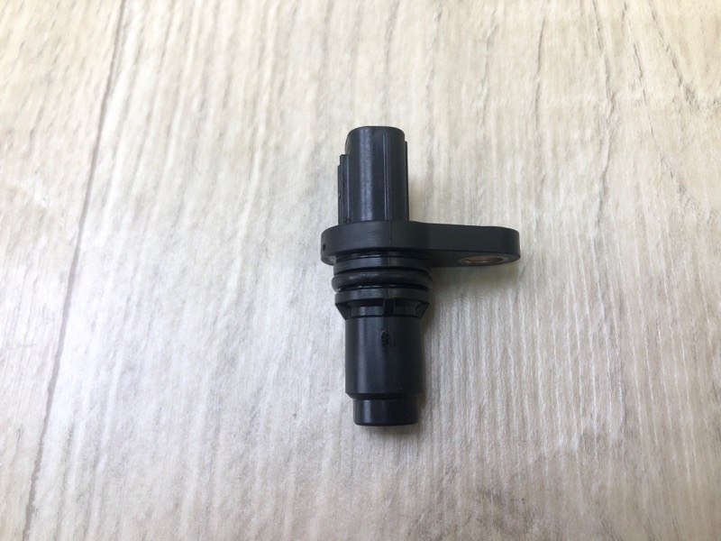 Датчик положения распредвала TOYOTA COROLLA 150 06-13 1.8 2ZRFE