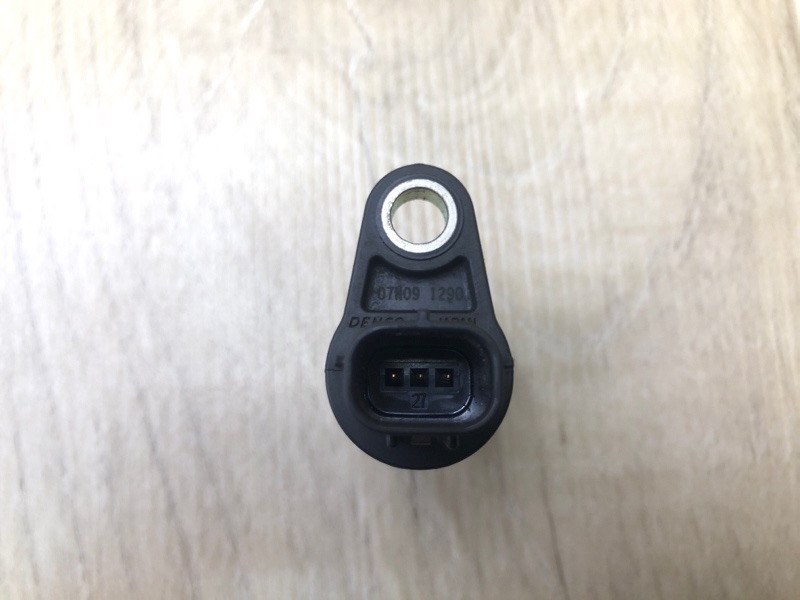 Датчик положения распредвала COROLLA 150 06-13 2011 1.8 2ZRFE