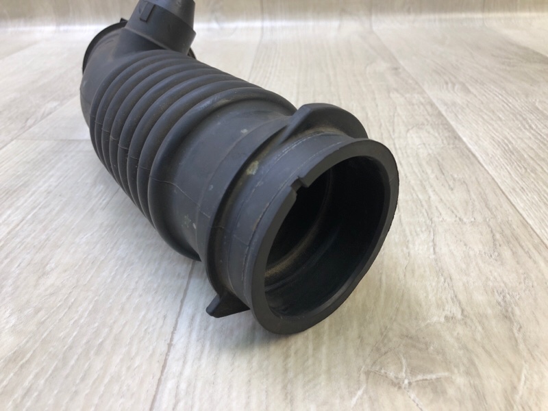 Патрубок воздушного фильтра COROLLA 150 06-13 2011 1.8 2ZRFE