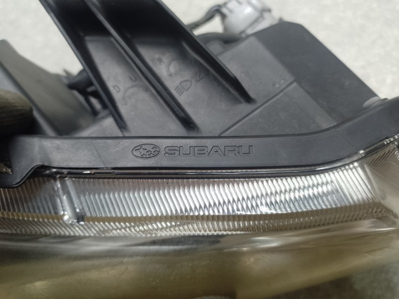 Фара правая FORESTER 12-19 2013 2.5 FB25B