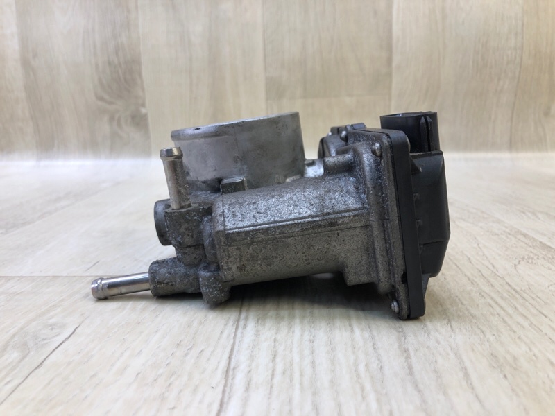Дроссельная заслонка COROLLA 150 06-13 2011 1.8 2ZRFE