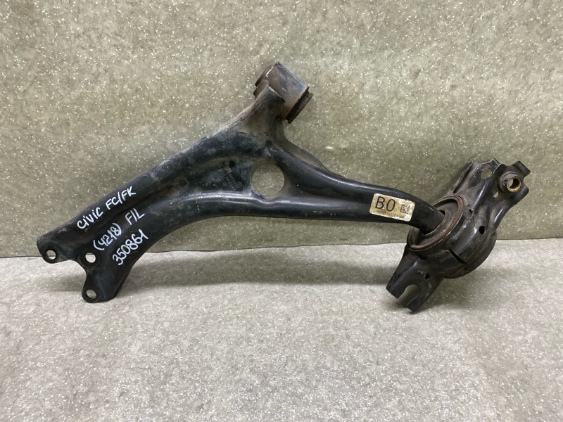 Рычаг передней подвески нижний левый HONDA CIVIC FC/FK 15- 2019 2.0L 4 51360-TBA-A01 Б/У