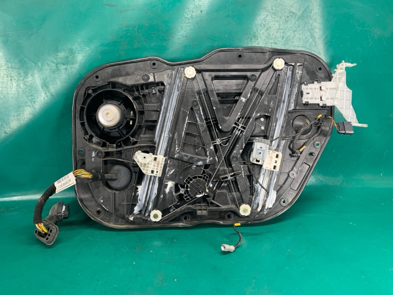 Стеклоподъемник передний левый ELANTRA AD 16- 2016 2.0 G4NH